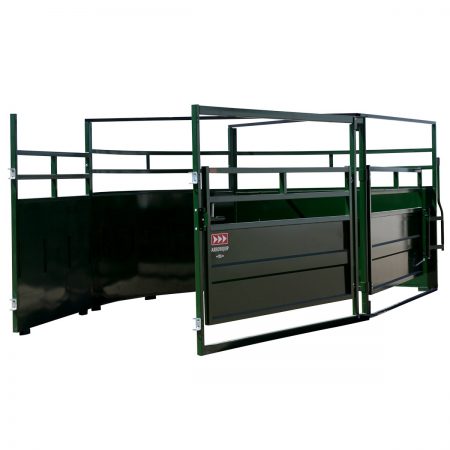 Vue latérale d'enclos pivotant pour bovins Budflow Á  couloir de contention double par Arrowquip